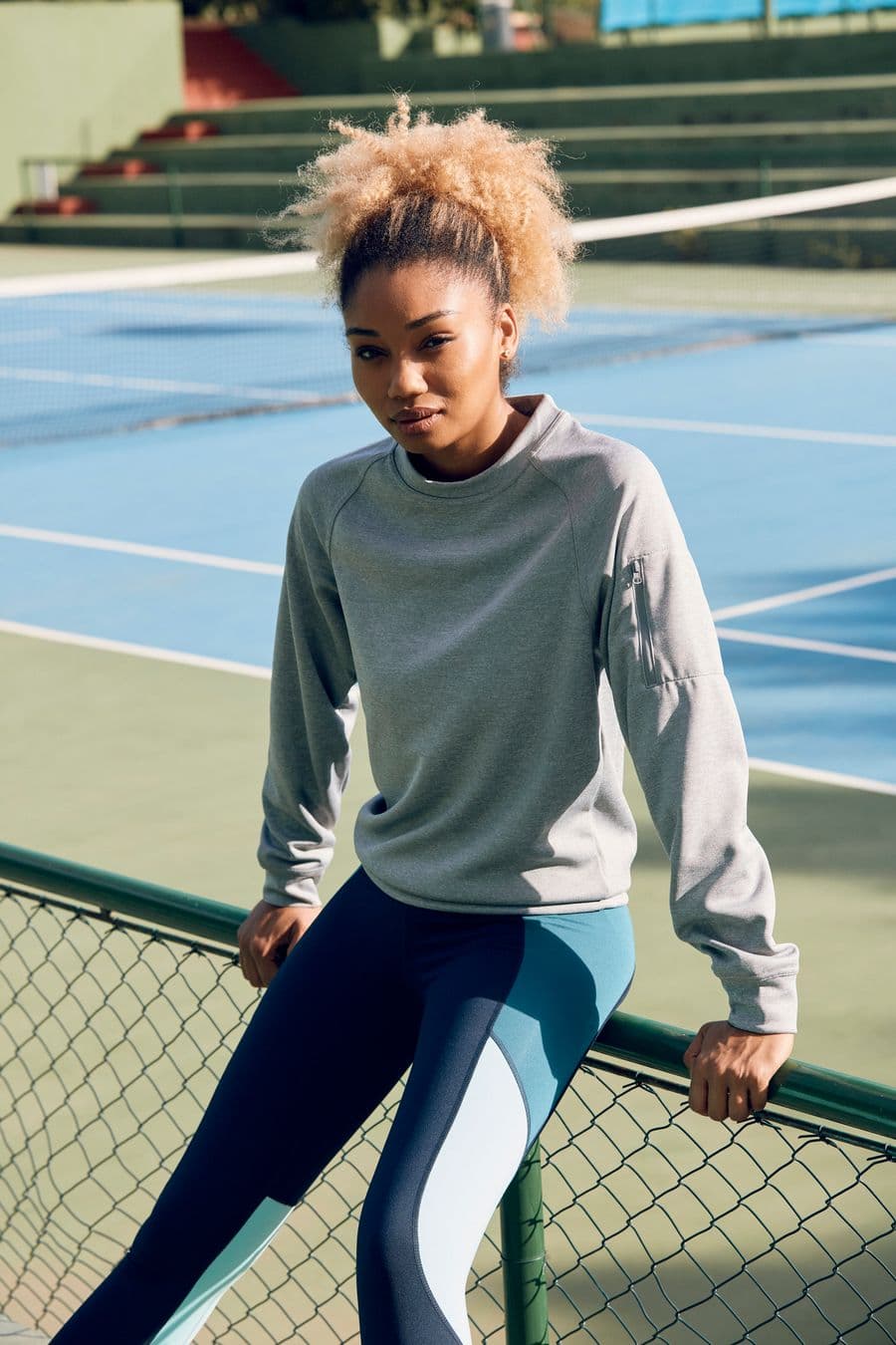Basic Active Roundneck