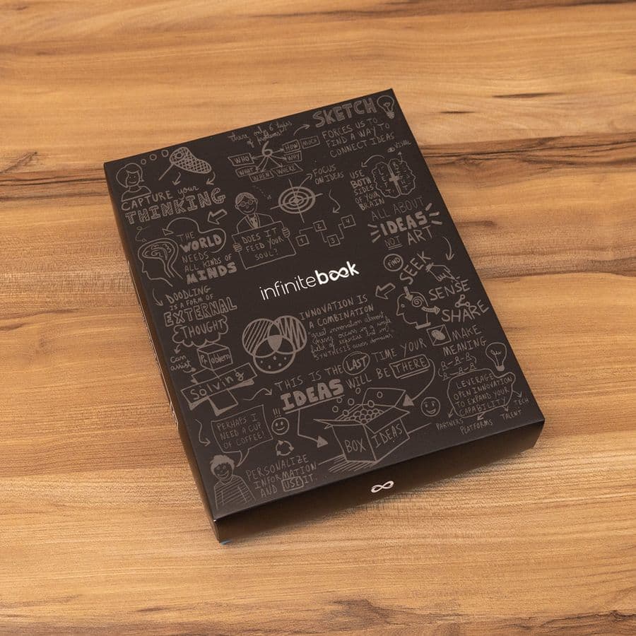 STARTER KIT INFINITEBOOK. Infinitebook"-kit med inbunden pärm, 1 rengöringskit, 1 markörpenna och 1 kulspetspenna
