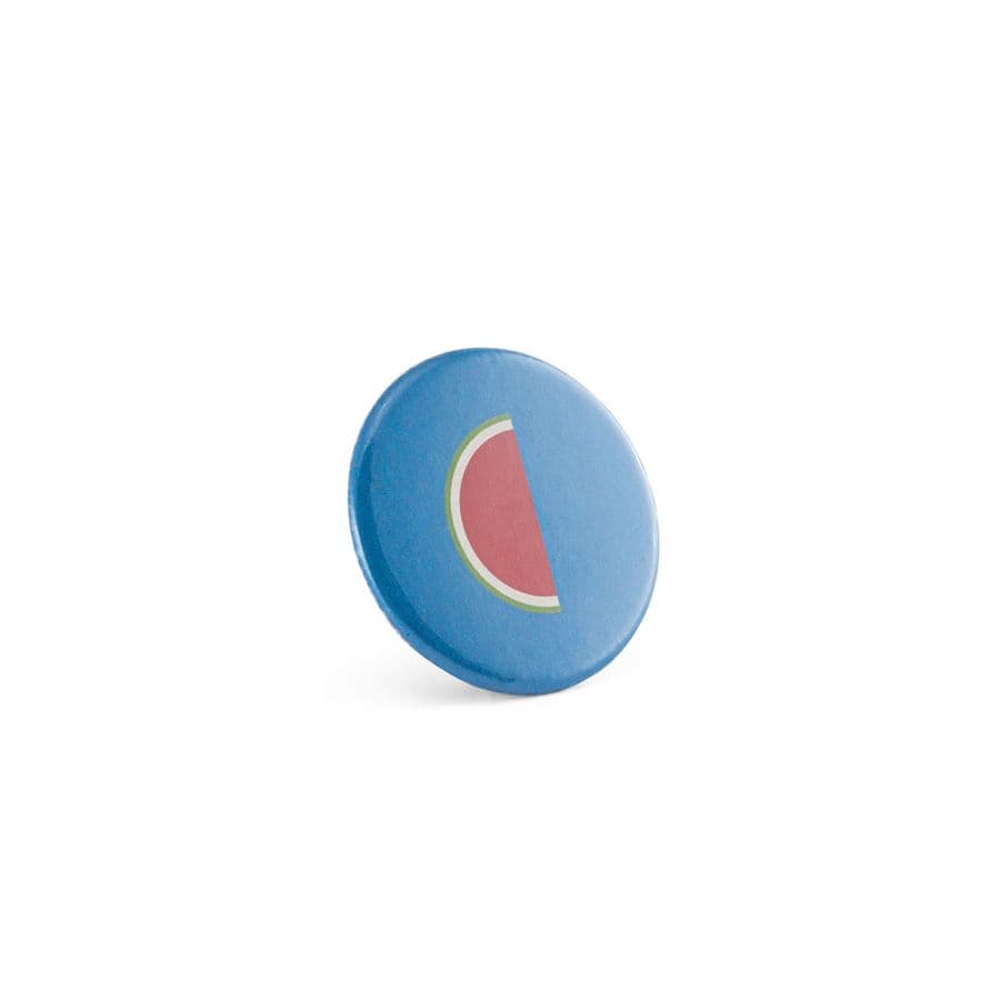Button P'IN 5. Button P'IN 5. Knappmärke med magnetlås