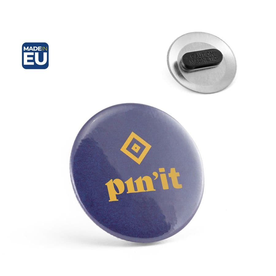 Button P'IN 8. Button P'IN 8. Knappmärke med dubbel magnetisk lås