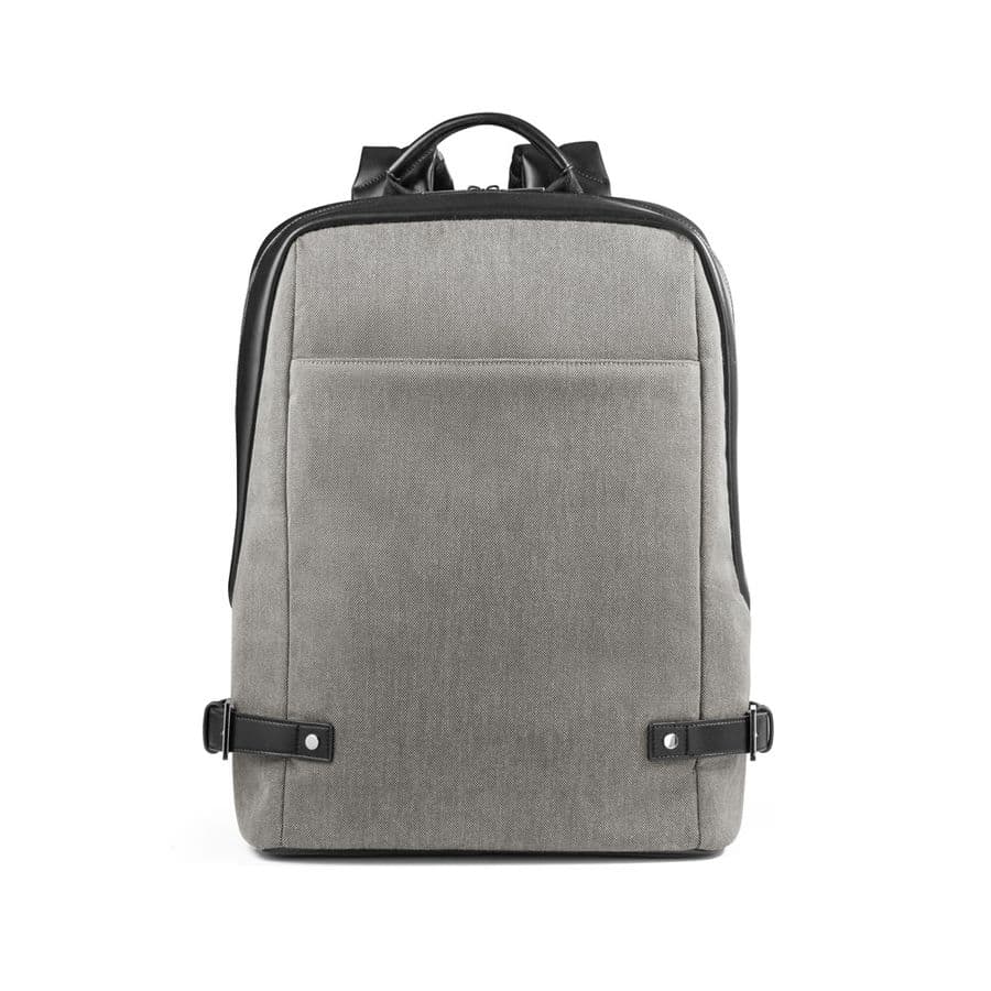 DIVERGENT BACKPACK II. Ryggsäck för laptop upp till 15.6'' i tyg och PU
