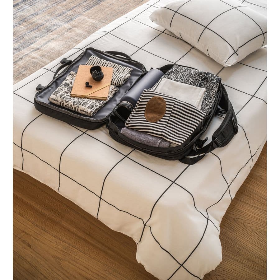 DALLAS. Reseryggsäck i 600D polyester med reflexer för 17.3" laptop