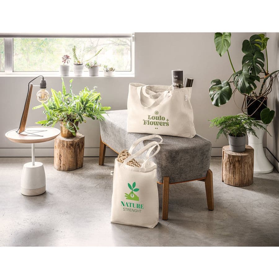 HARBOR. Påse tillverkad av återvunnen bomull (70%) och polyester (30% rPET) (280 g/m²)