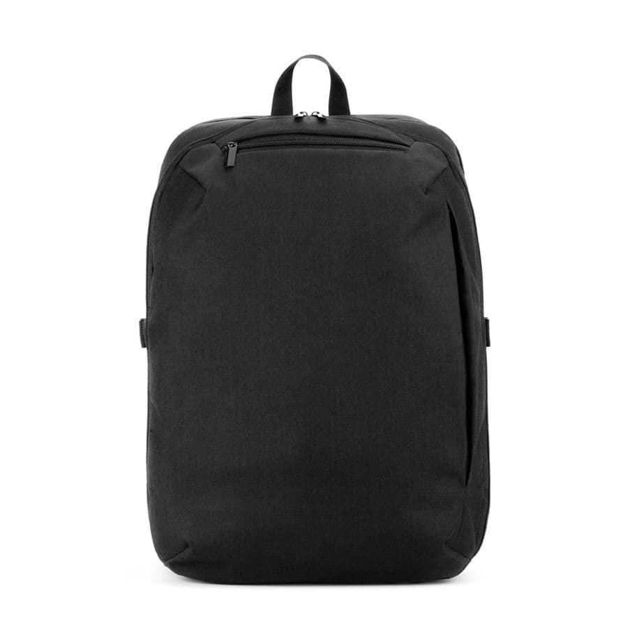 UDINE. Ryggsäck med ett helt öppningsbart fack i högdensitets 300D återvunnen polyester 16"