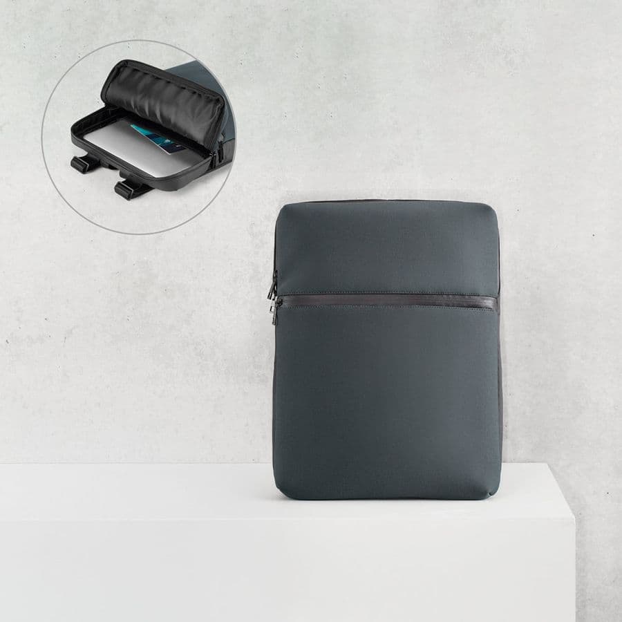 URBAN BACKPACK. 14'' laptopryggsäck i softshell och tarpaulin