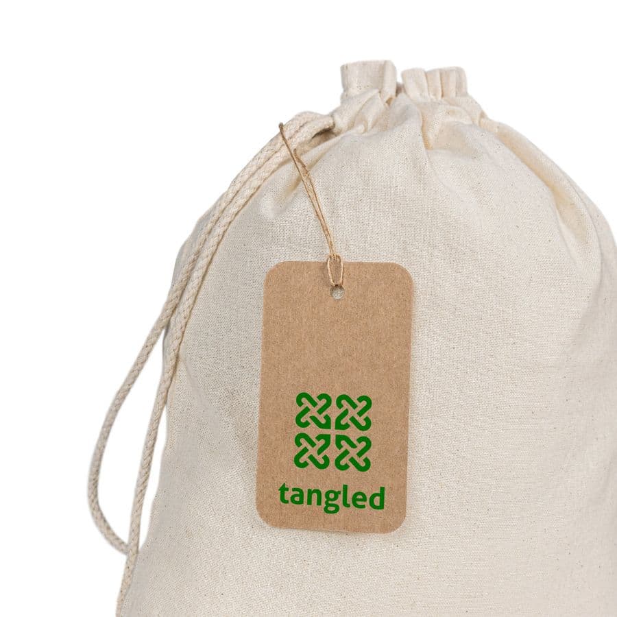LABEL RECTANGULAR. Etikett tillverkad av 100 % återvunnet papper (700 g/m²) i rektangulär form