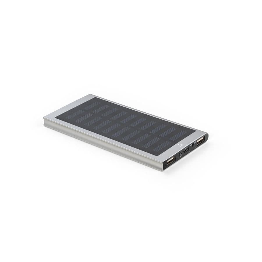 CLERK. 8 000 mAh powerbank med solpanel i 100 % återvunnen aluminium Satinsilver