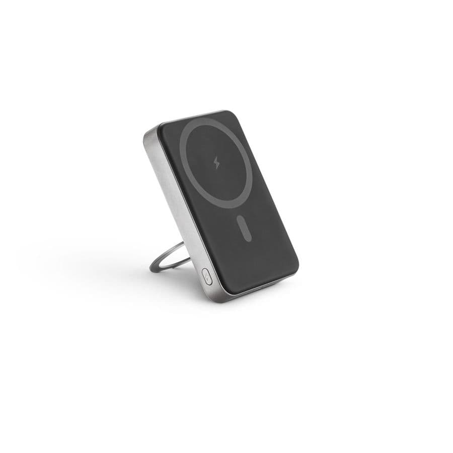 WARSHEL 10. 10 000 mAh magnetisk powerbank med 15 W supersnabb trådlös laddare i återvunnen ABS (100 % rABS) med stativ Mörkgrå