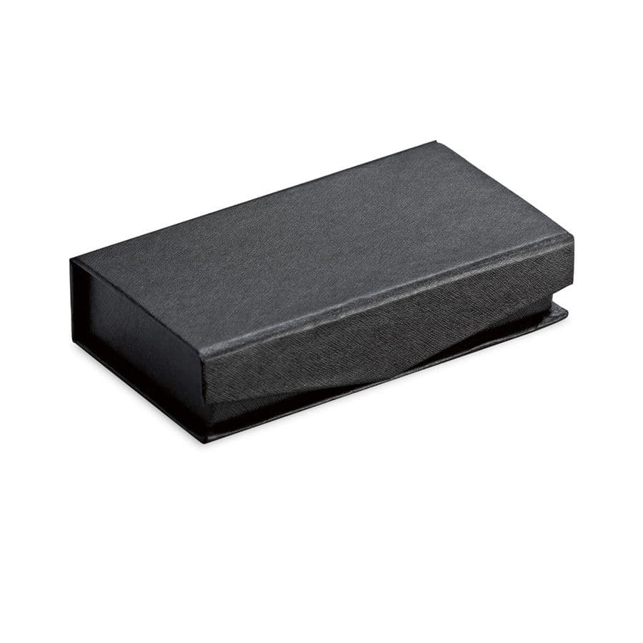 BRAGG 8GB. USB-minne med 8GB i PU och med karbinhake
