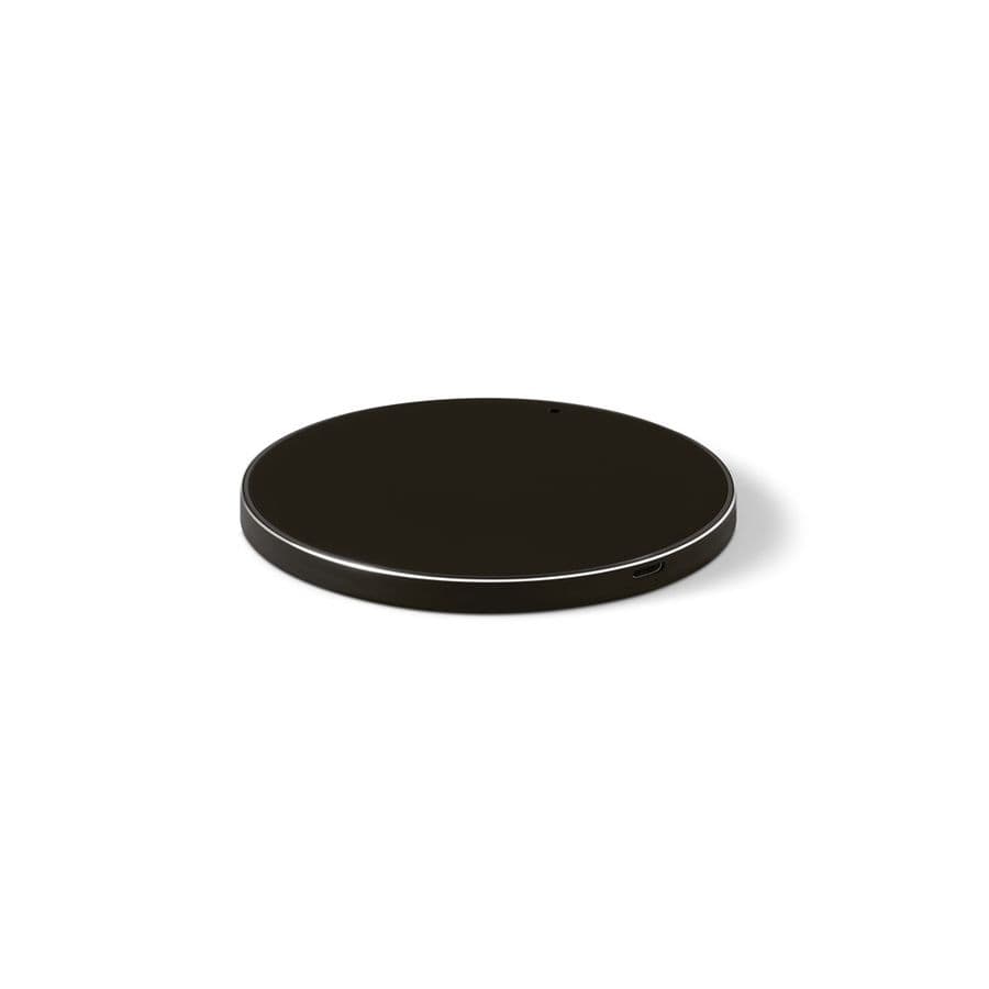 JOULE. Snabb 10W trådlös laddare i återvunnen ABS (100% rABS) och återvunnen aluminium (100% rAL)