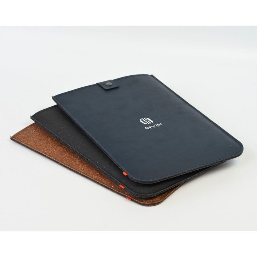 Recycled Leather Laptop Sleeve 16" Mörkblå